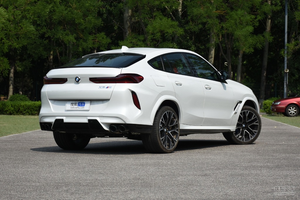 【 宝马x6m高清图片】_2020款 x6 m_矿石白_外观_搜狐汽车网