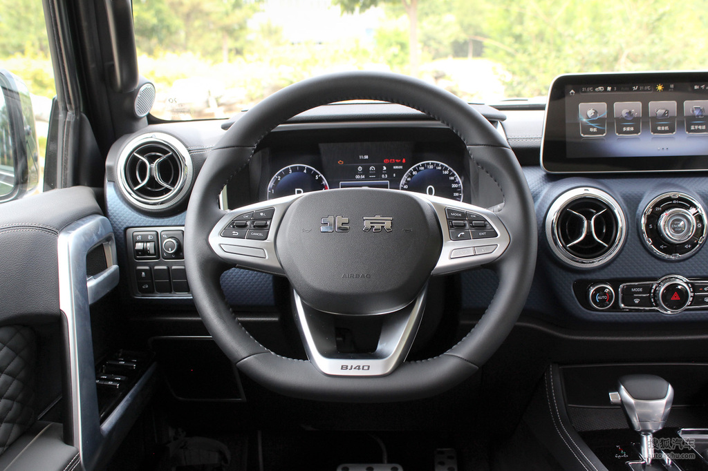 【 北京越野北京bj40高清图片】_2020款 2.