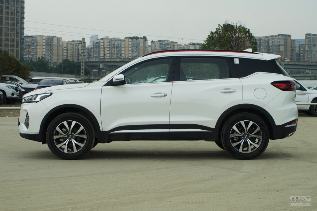 【 奇瑞汽车瑞虎7高清图片】_2020款 神行版 1.