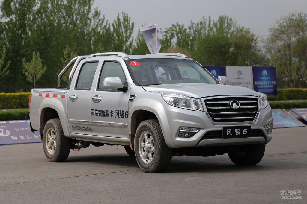 2014款长城风骏620t柴油四驱领航型