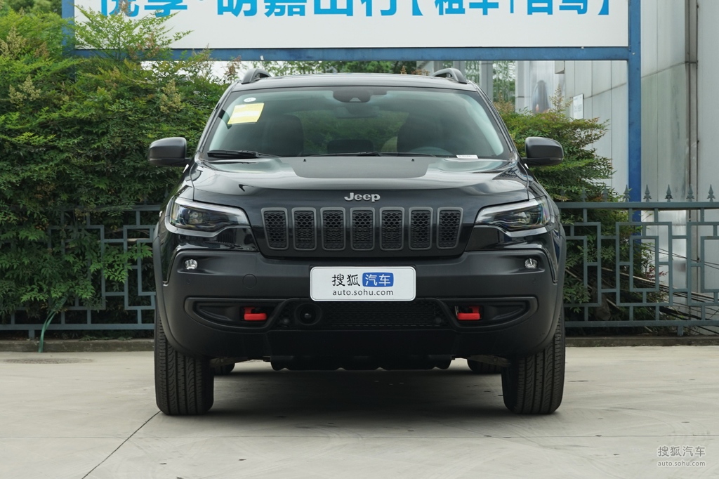 【 jeep自由光高清图片】_2020款 2.