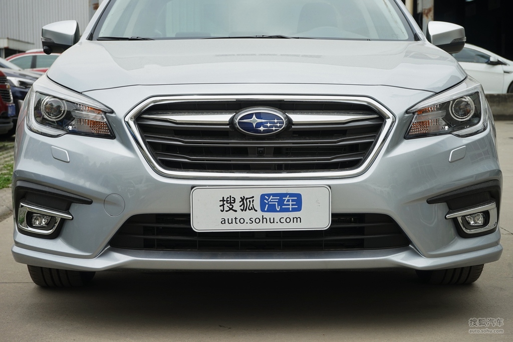 【 斯巴鲁力狮高清图片】_耀目寒冰银_外观_搜狐汽车网