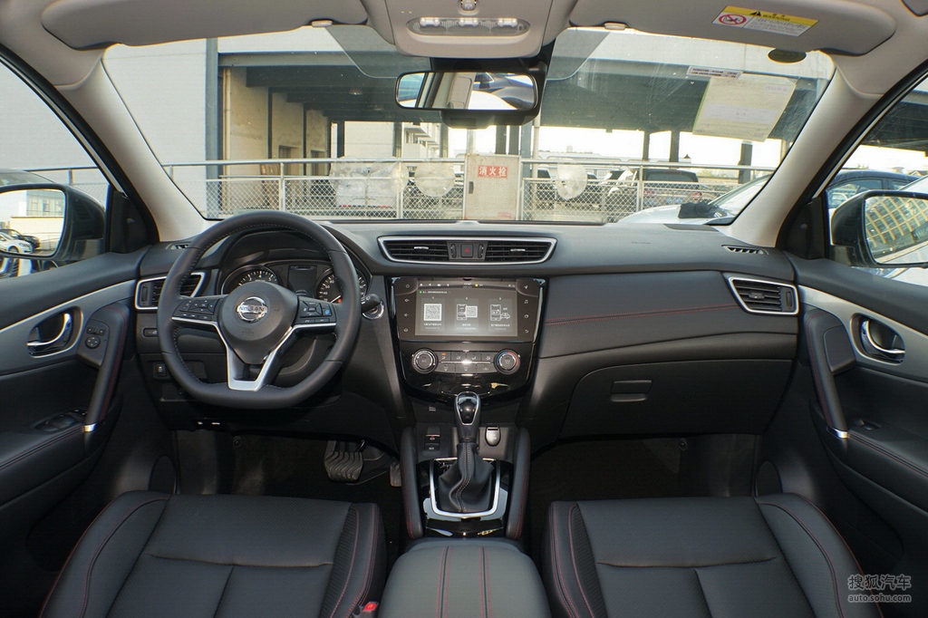 【 日产逍客高清图片】_黑色_内饰_搜狐汽车网