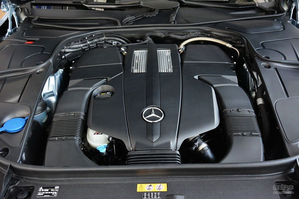 2014款奔驰s320l商务型发动机特写提示支持键盘翻页左右