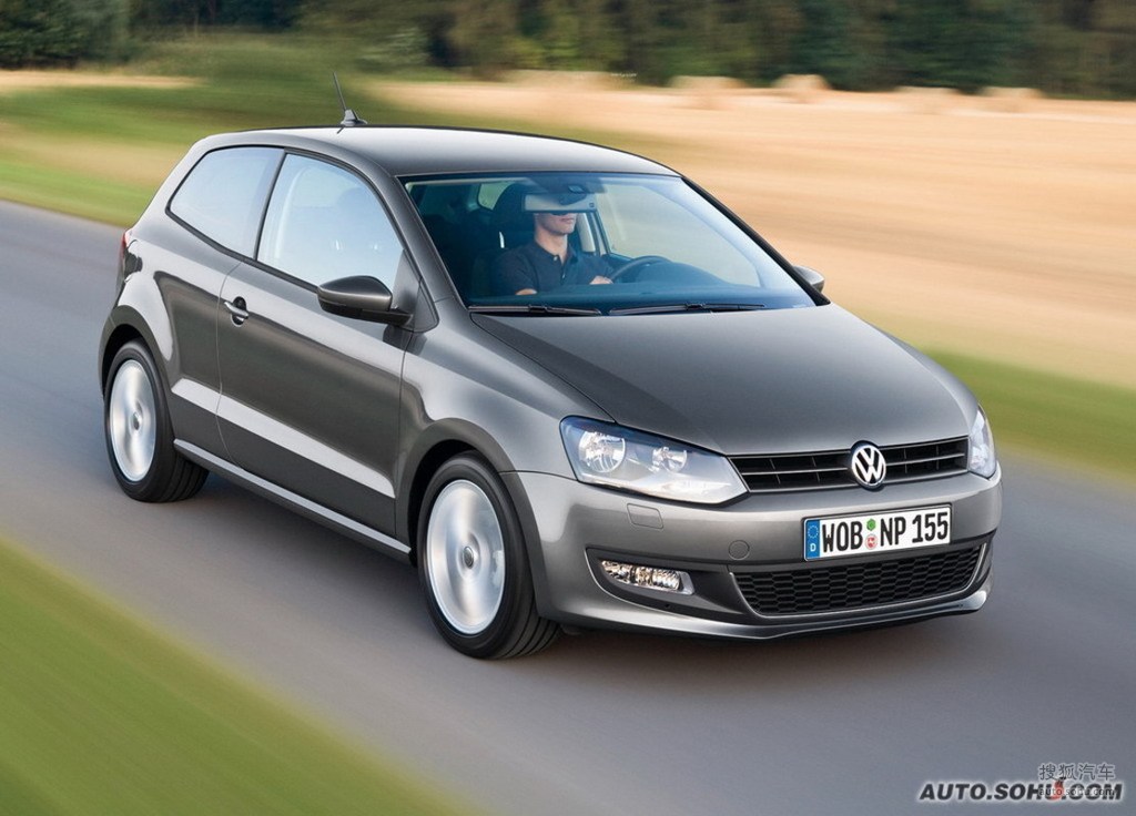 2010款大众polo三门版