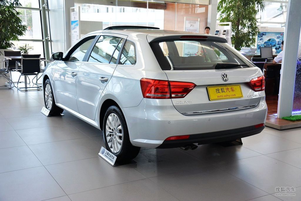 【 大众朗行高清图片】_简约银_外观_搜狐汽车网