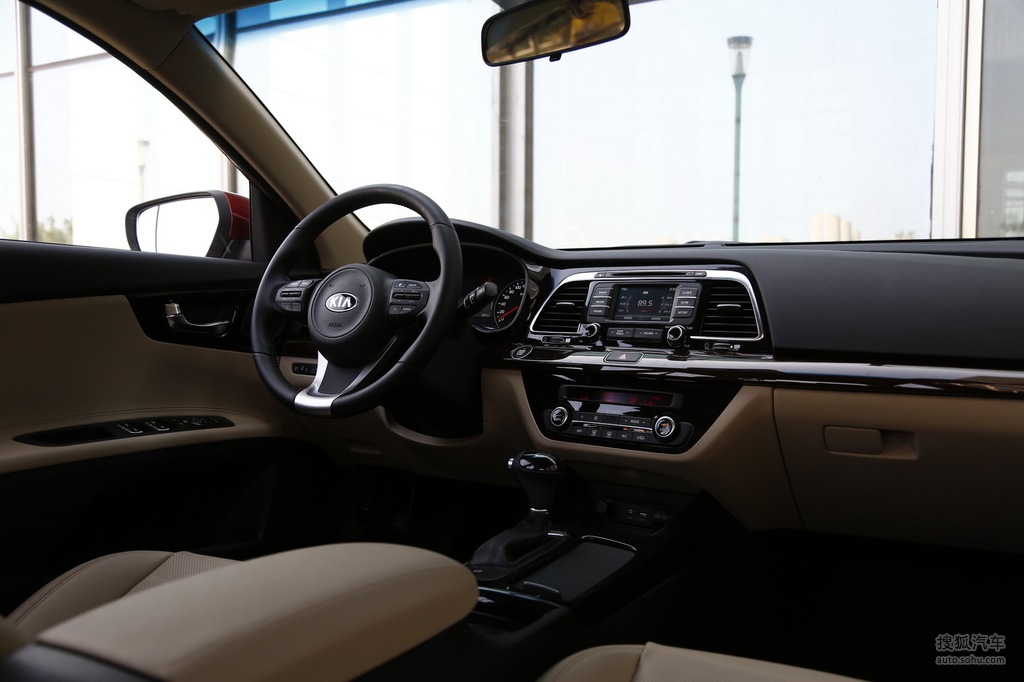 【 起亚k4高清图片】_内饰_搜狐汽车网