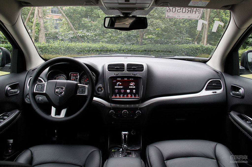 【 道奇酷威高清图片】_内饰_搜狐汽车网