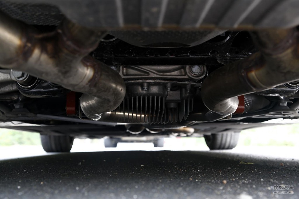 【 宝马m3高清图片】_底盘发动机_搜狐汽车网