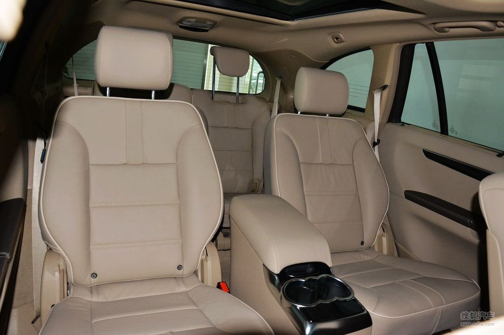 【 奔驰r级高清图片】_2014款 r400 4matic商务型_内饰_搜狐汽车网