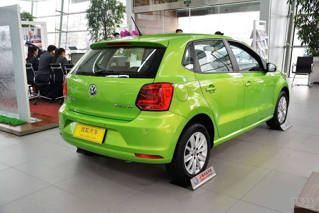【 大众polo高清图片】_流光绿_外观_搜狐汽车网