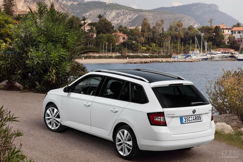 2015款斯柯达法比亚旅行 提示:支持键盘翻页 ←左右