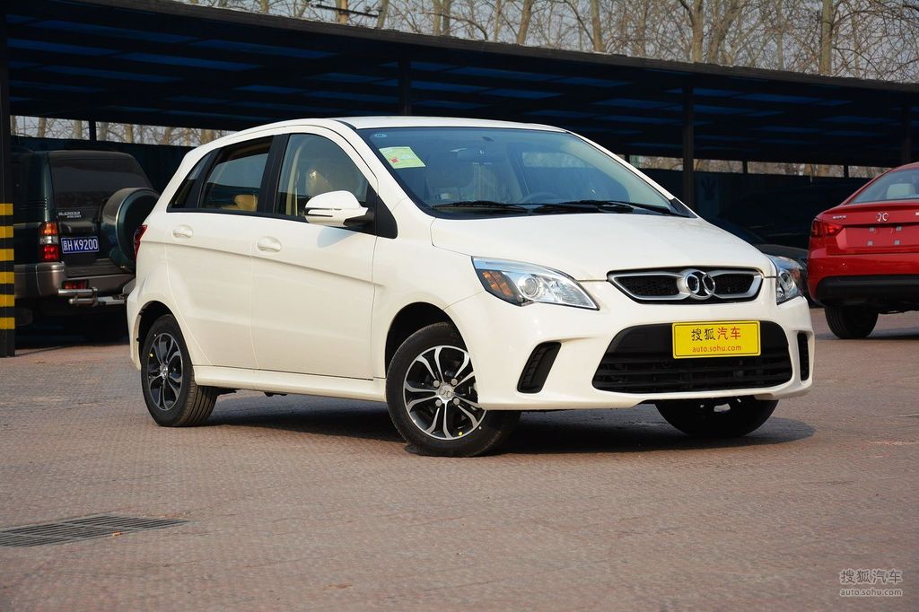 【 北汽绅宝d20 两厢高清图片】_2015款 1.