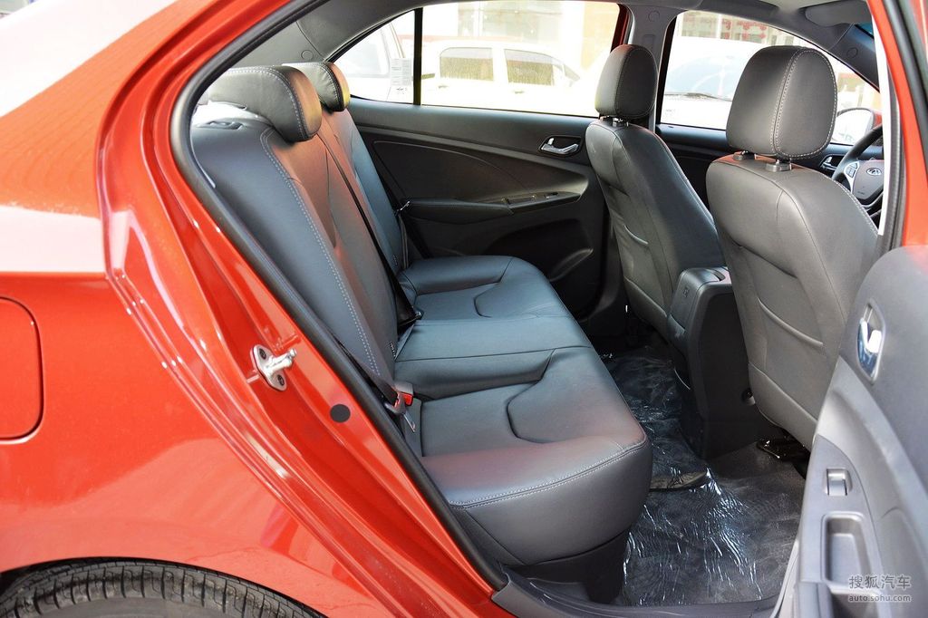 【 奇瑞艾瑞泽3高清图片】_2015款 1.5l 手动够酷版_内饰_搜狐汽车网