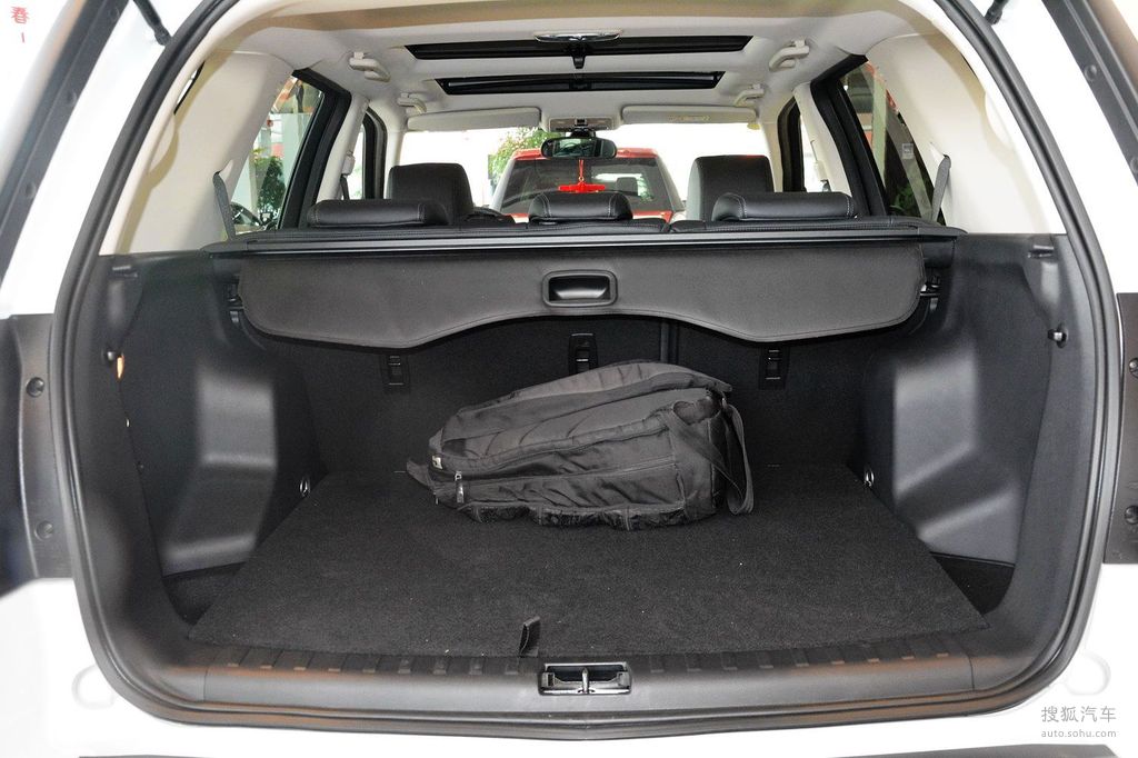 【 路虎神行者2高清图片】_空间展示_搜狐汽车网