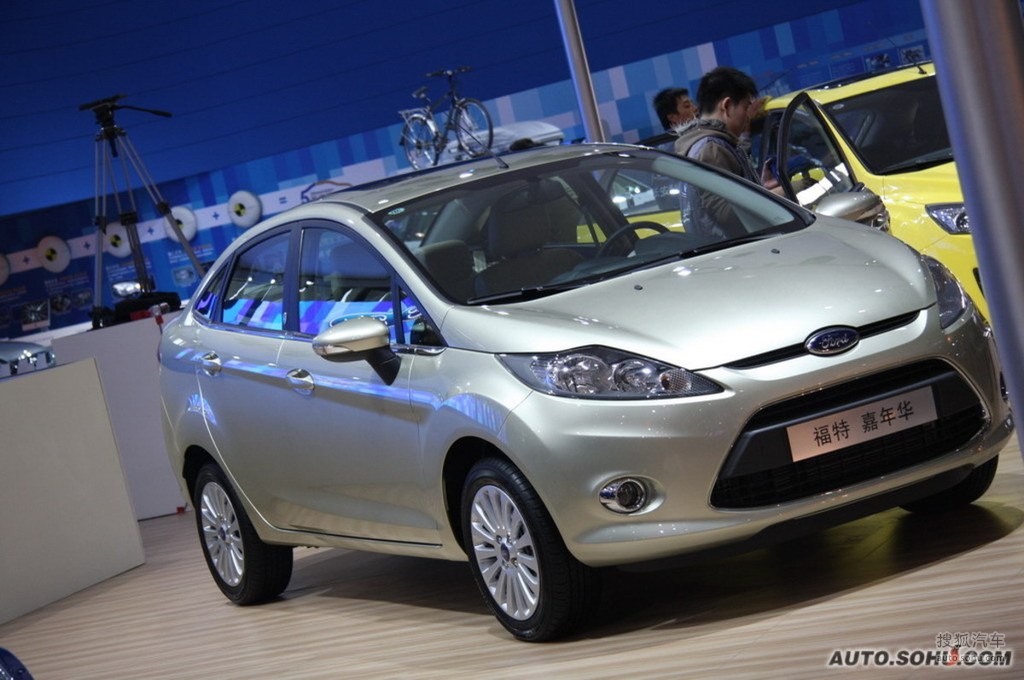 【 福特嘉年华三厢高清图片】_福特嘉年华三厢广州车展实拍_搜狐汽车
