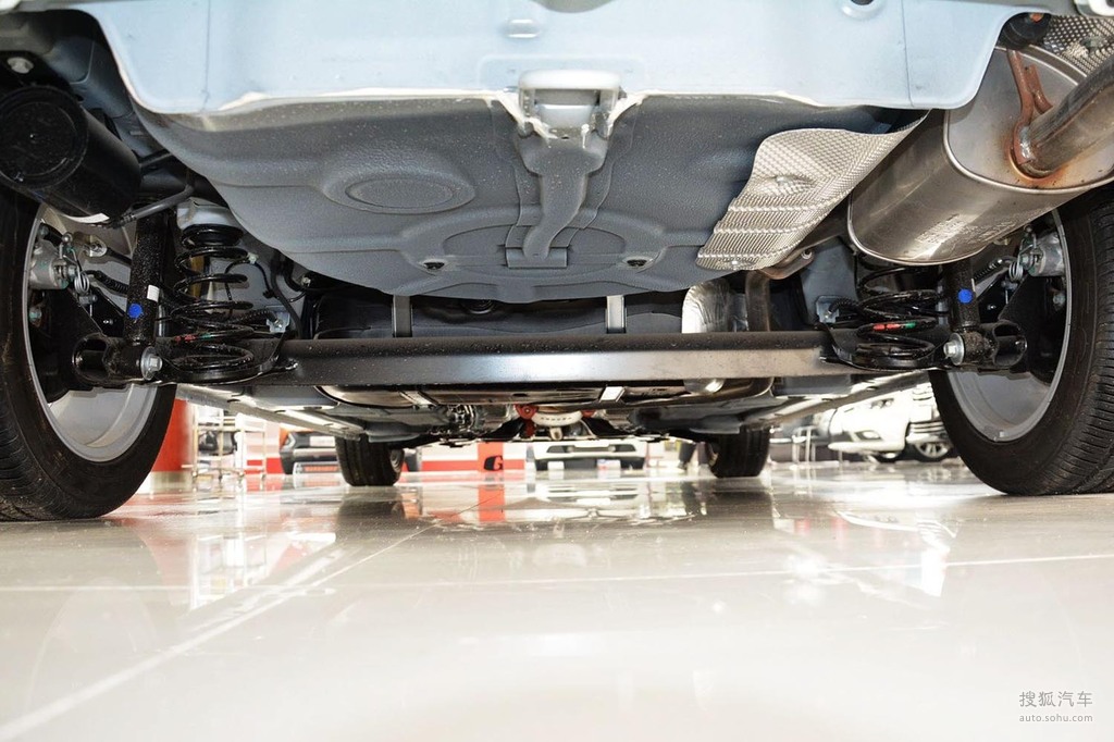 【 荣威350高清图片】_2014款 350 1.