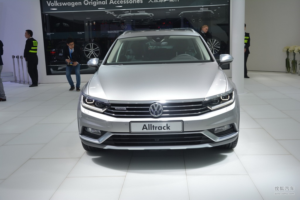 全新大众迈腾alltrack 上海车展实拍     提示:支持键盘翻页 &larr;左
