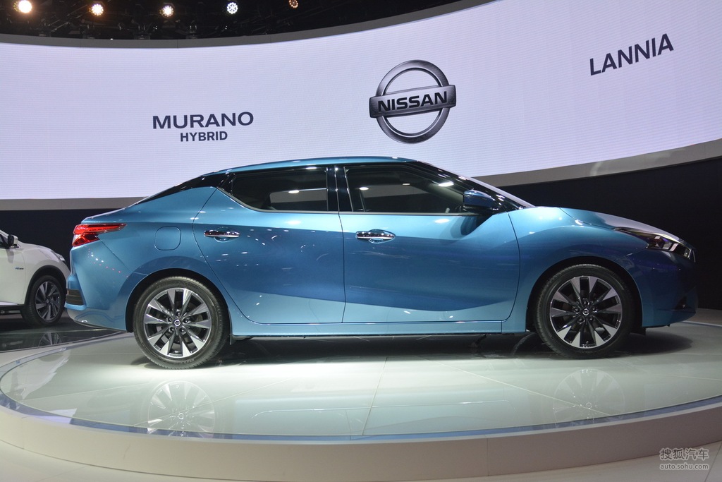 日产蓝鸟lannia 上海车展实拍