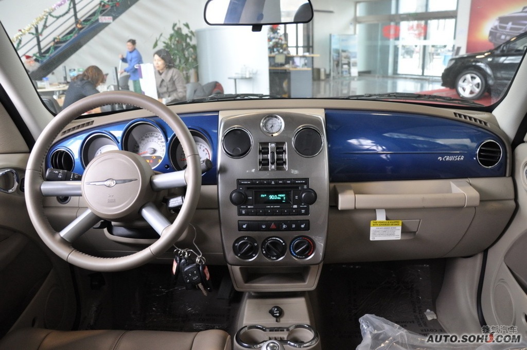 【 克莱斯勒pt漫步者高清图片】_浅色内饰_内饰_搜狐汽车网