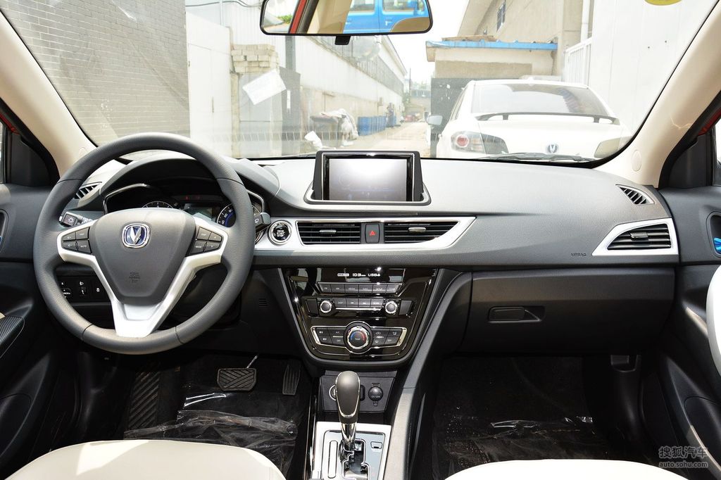 【 长安悦翔v7高清图片】_浅色内饰_内饰_搜狐汽车网