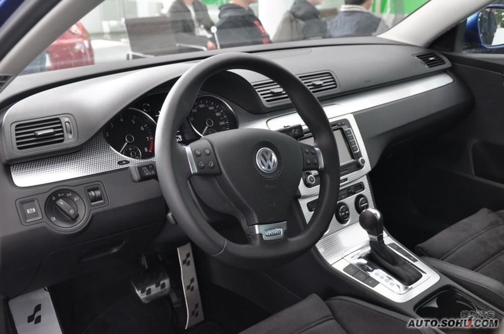 蓝色深色内饰大众r364s店报价:暂无报价厂商指导价:49