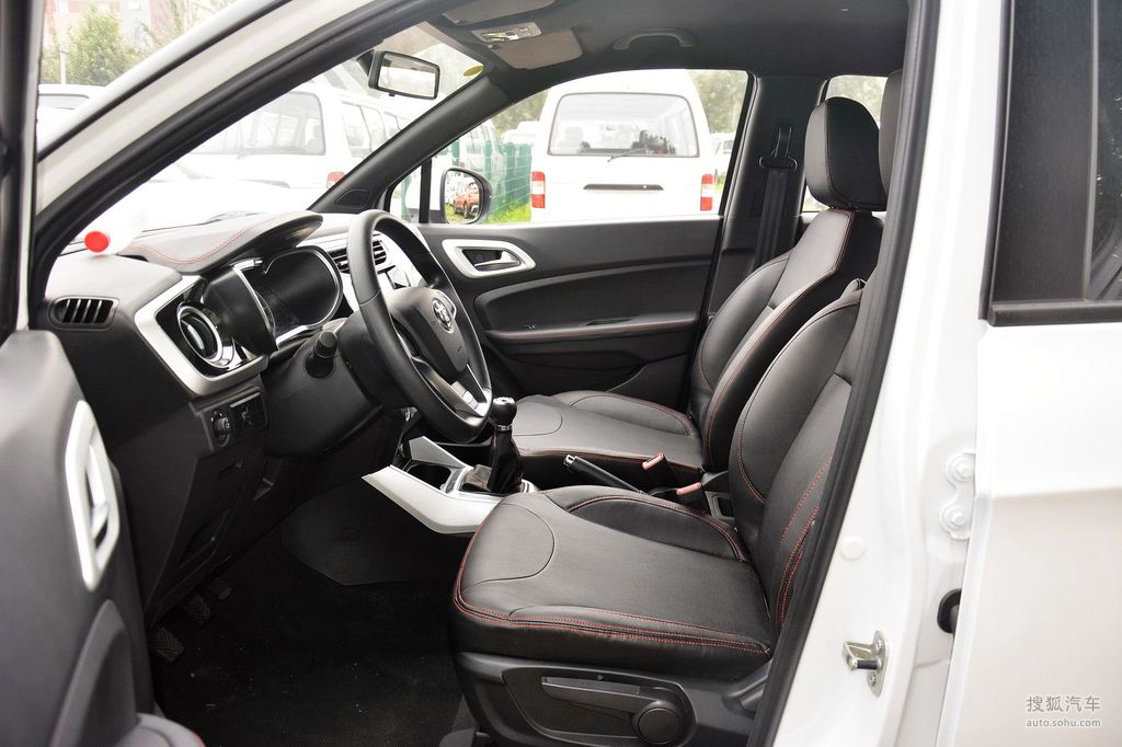 【 中华v3高清图片】_内饰_搜狐汽车网