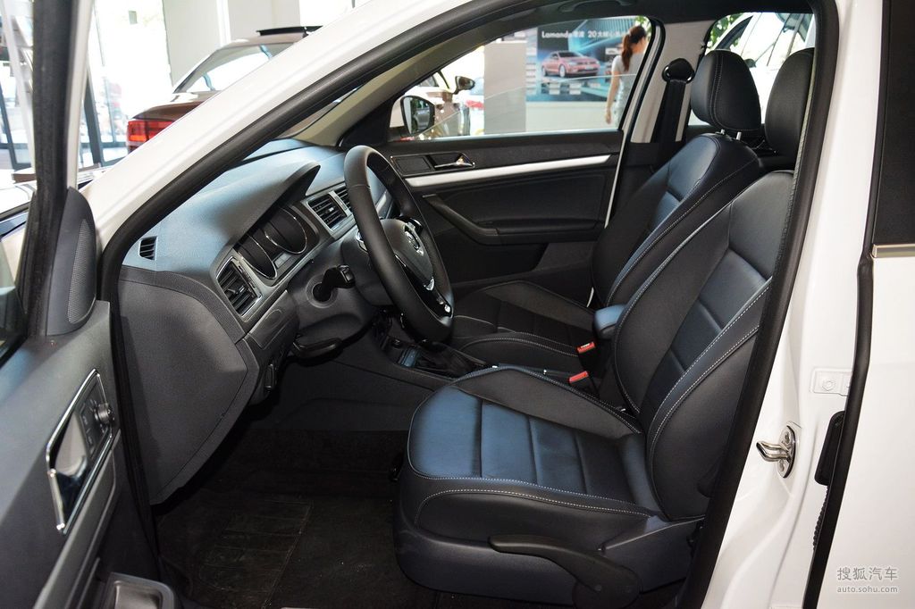 【 大众朗行高清图片】_深色内饰_内饰_搜狐汽车网