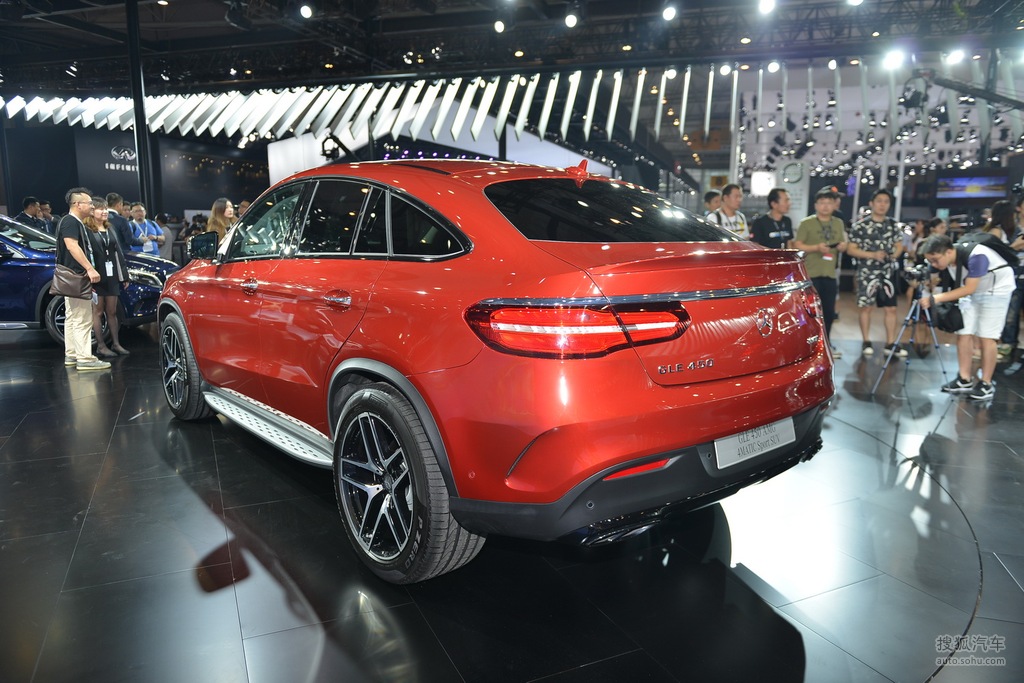 奔驰gle轿跑suv