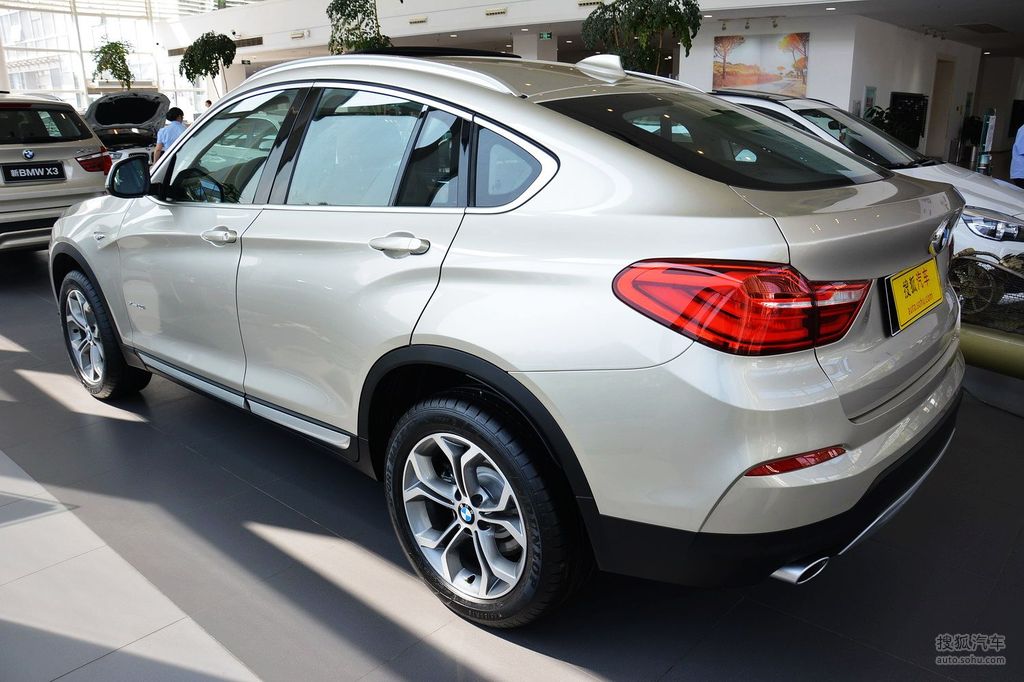2014款宝马x4 xdrive20i x设计套装 提示:支持键盘翻页 ←左右