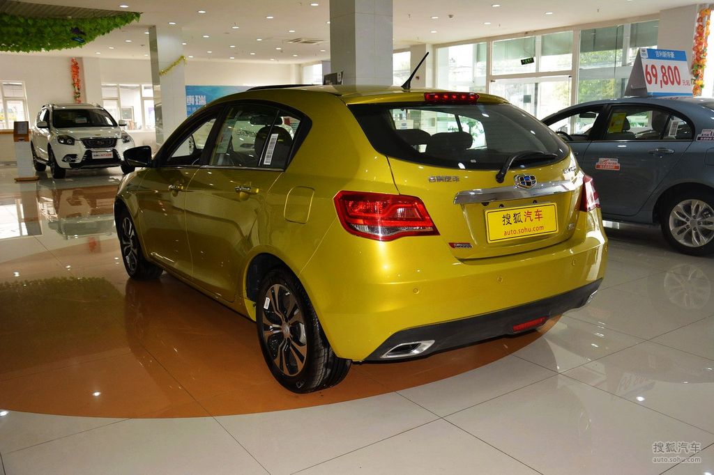 2014款吉利新帝豪两厢13tcvt尊贵型