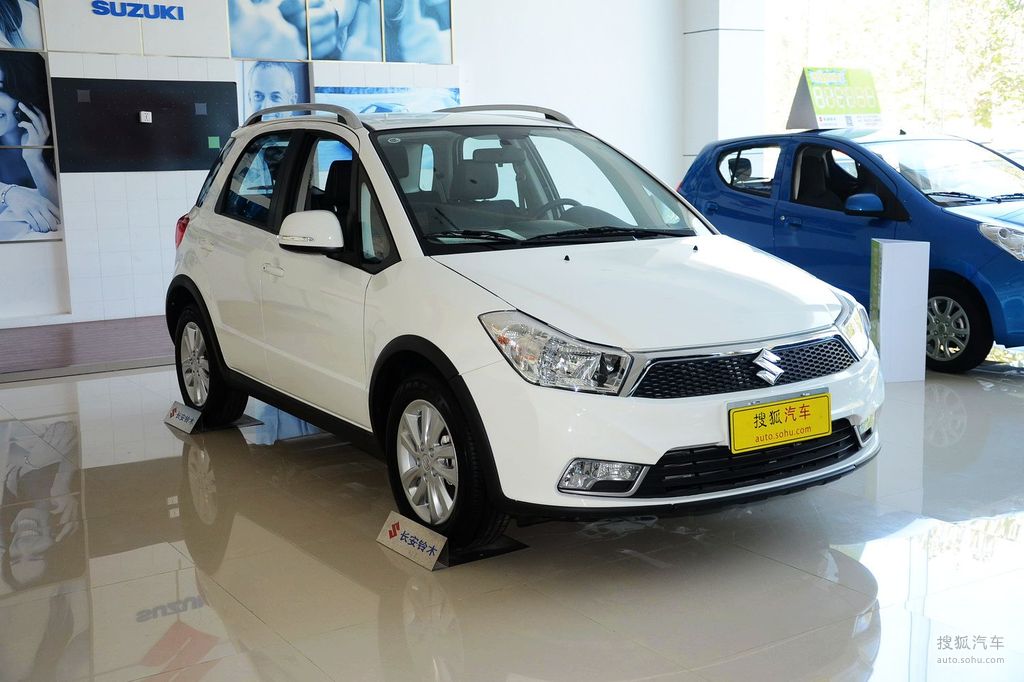 【 铃木天语sx4高清图片】_皓月白_外观_搜狐汽车网