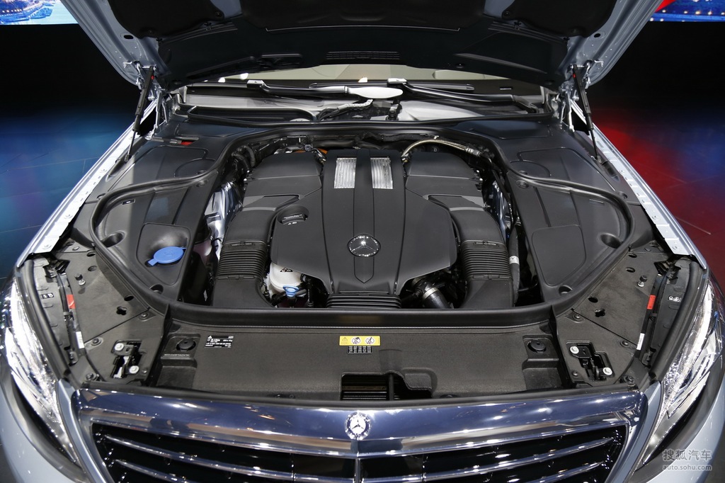 奔驰s500el广州车展实拍