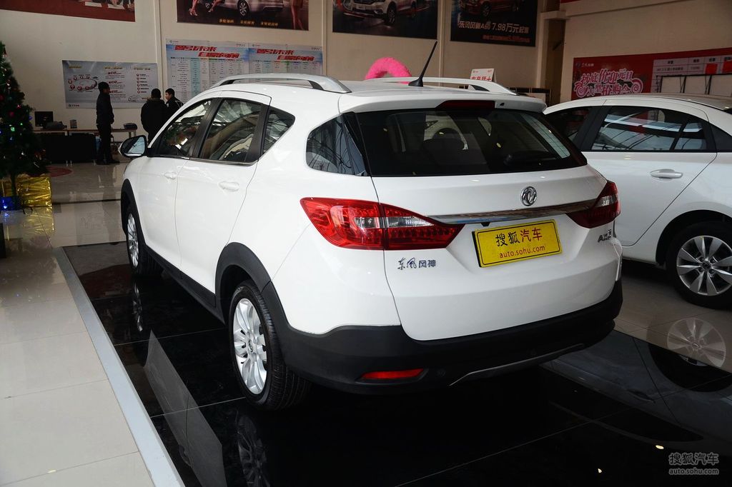 2016款东风风神ax315l自动尊酷型