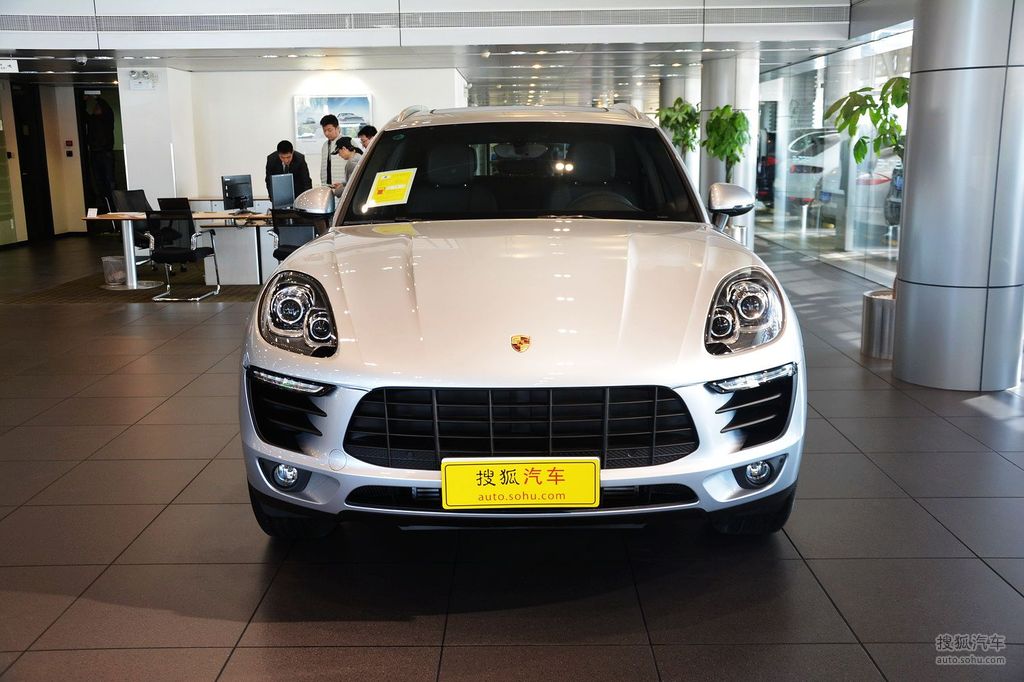 保时捷macan