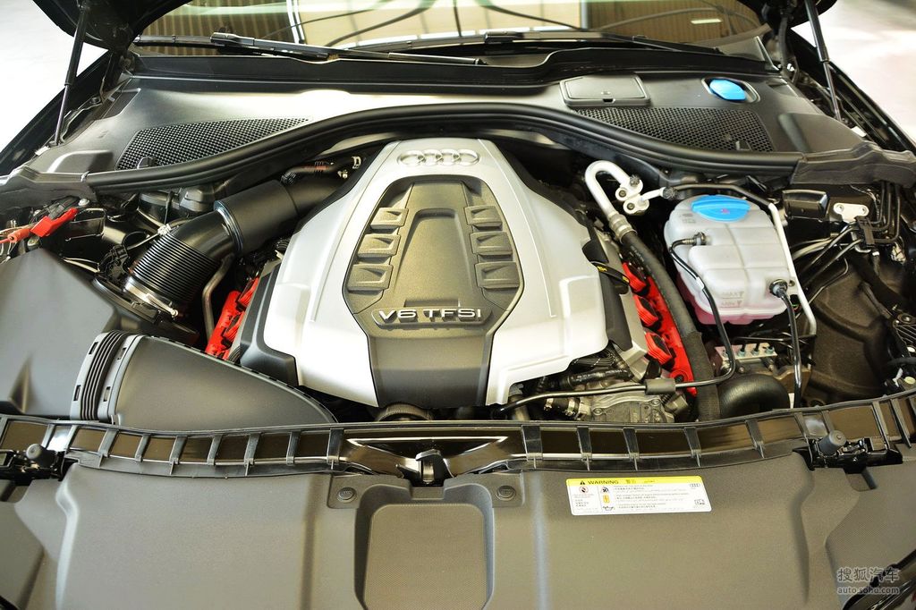 【 奥迪tt高清图片】_底盘发动机_搜狐汽车网