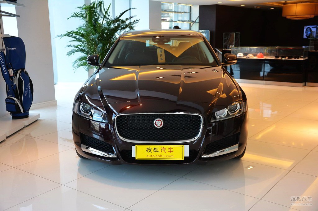 酒红色金属漆捷豹xf4s店报价:暂无报价厂商指导价:51