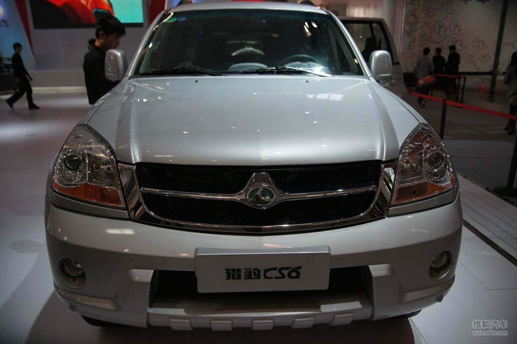 猎豹cs6车展实拍