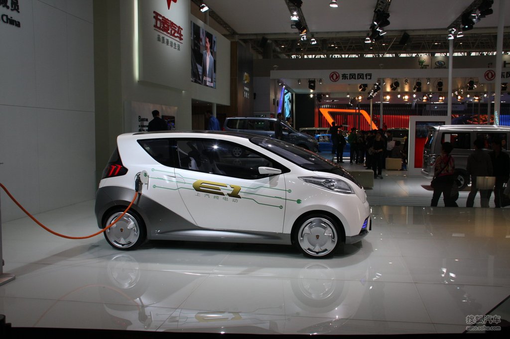 荣威纯电动e1