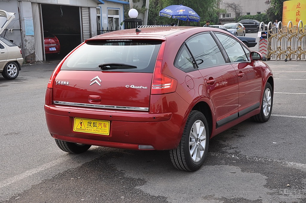 雪铁龙世嘉两厢