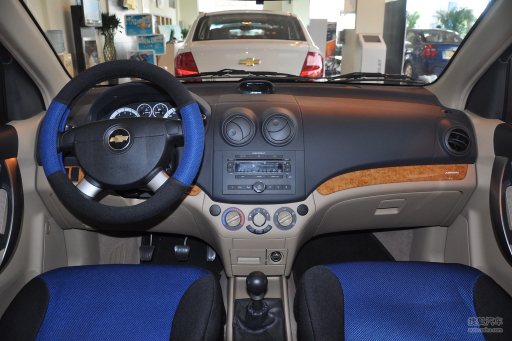 【 雪佛兰乐骋高清图片】_深色内饰_内饰_搜狐汽车网