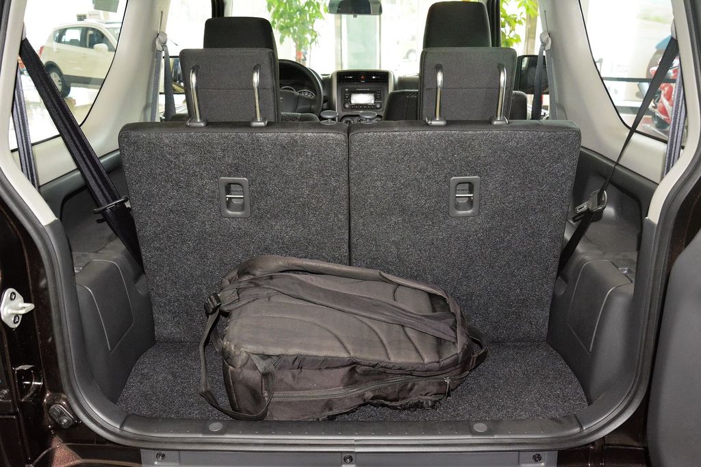 2015款铃木吉姆尼13mtjlx