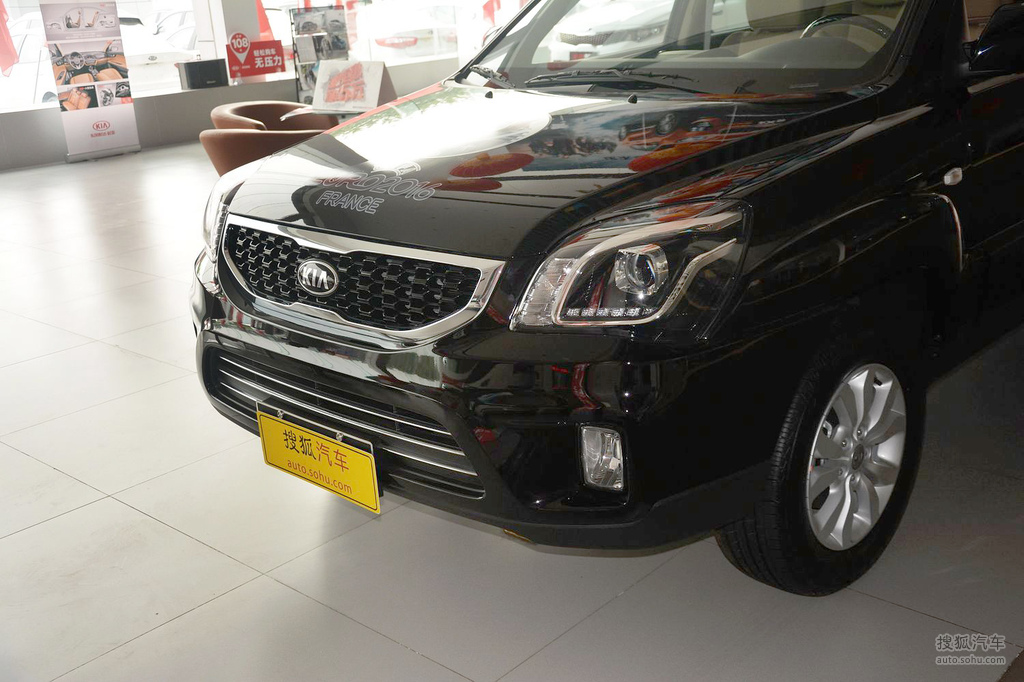 2013款起亚狮跑20lgl手动两驱