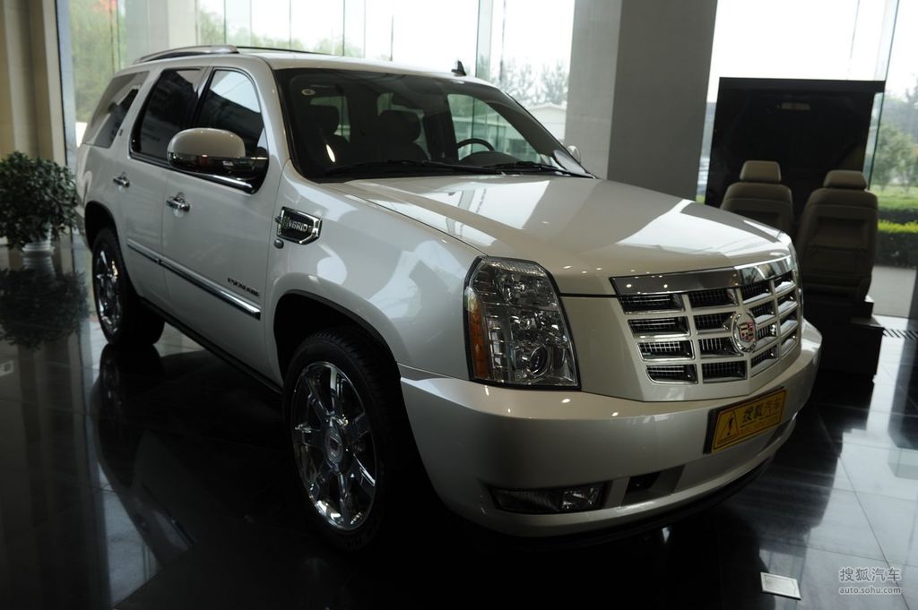 2010款凯迪拉克凯雷德混合动力