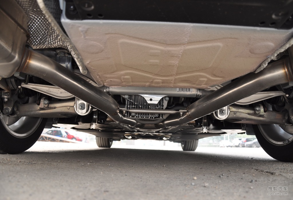 【 宝马7系混动高清图片】_底盘发动机_搜狐汽车网