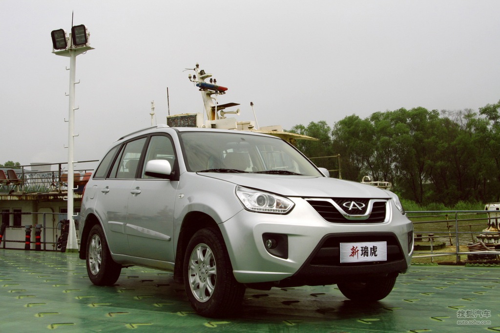 2011款奇瑞新瑞虎实拍