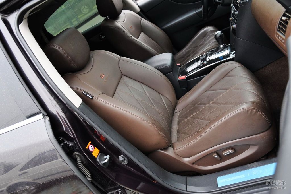 【 英菲尼迪qx70高清图片】_棕色真皮内饰_内饰_搜狐汽车网