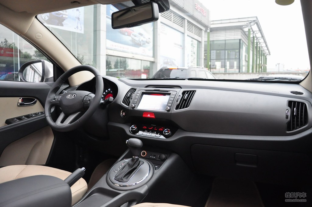 【 起亚智跑高清图片】_浅色内饰_内饰_搜狐汽车网