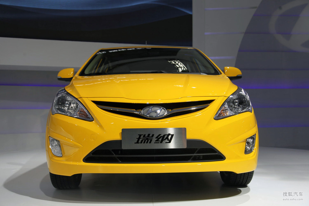 【 现代瑞纳两厢高清图片】_绚丽黄_外观_搜狐汽车网