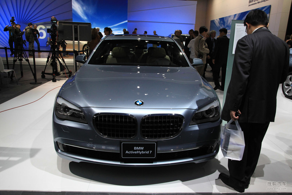 宝马activehybrid7北美车展实拍